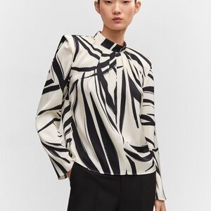 Mango NWT Abstract Zebra Print Long Sleeve Blouse Mock Neck
